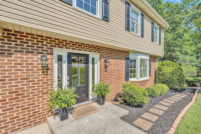 134 Sawyer Dr, Salem, VA 24153 - doorway to property with brick siding