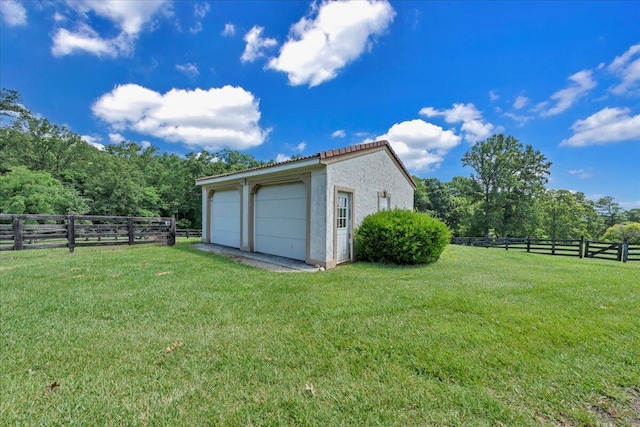 5880 Sugar Loaf Mountain Rd, Roanoke, VA 24018 - view of yard with a detached garage and an outbuilding