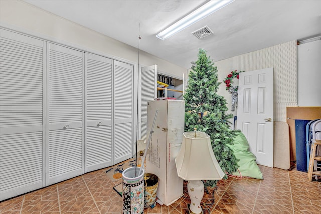 30 Island Green Cir Unit 22, Penhook, VA 24137 - corridor featuring wallpapered walls