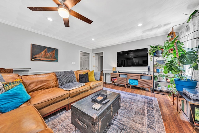 2343 Circle Dr SW, Roanoke, VA 24018 - living area with hardwood / wood-style floors, a ceiling fan, recessed lighting, and crown molding
