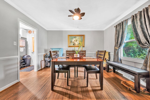 2343 Circle Dr SW, Roanoke, VA 24018 - dining space with ceiling fan, wood finished floors, and crown molding