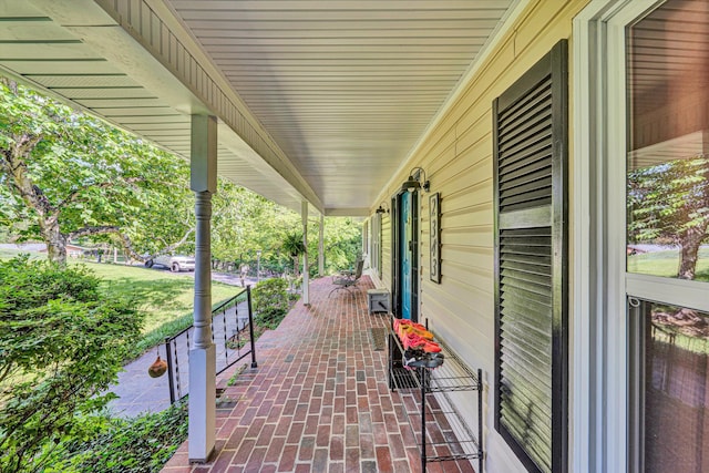 2343 Circle Dr SW, Roanoke, VA 24018 - view of porch