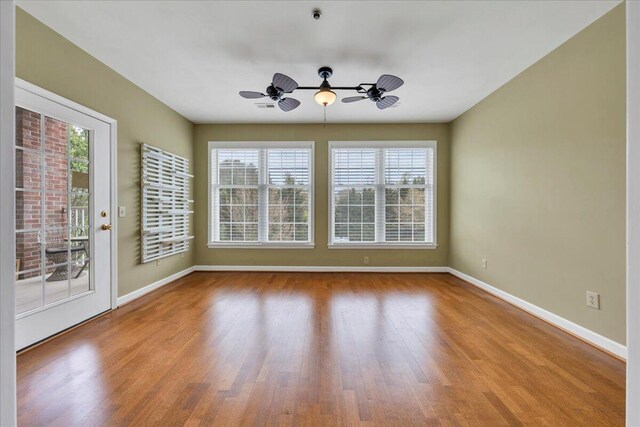 3040 Mcvitty Forest Dr Unit 211, Roanoke, VA 24018 - unfurnished sunroom featuring healthy amount of natural light