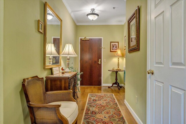 3040 Mcvitty Forest Dr Unit 211, Roanoke, VA 24018 - entrance foyer featuring wood finished floors and ornamental molding