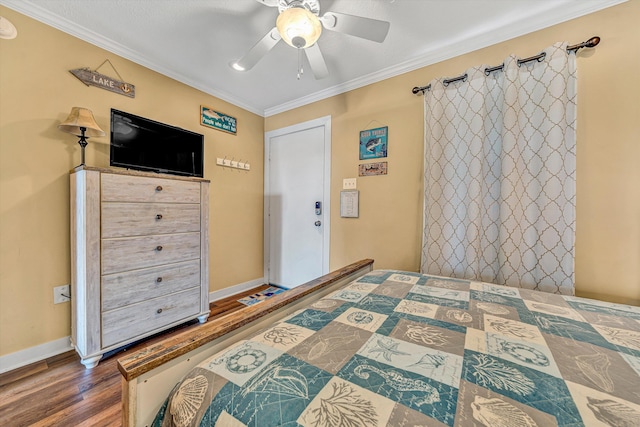 1085 Bluewater Dr Unit 220, Moneta, VA 24121 - bedroom featuring wood finished floors, crown molding, and a ceiling fan