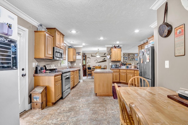 1060 Marble Creek Ct, Lynch Station, VA 24571 - kitchen featuring appliances with stainless steel finishes, light countertops, a kitchen island, ornamental molding, and recessed lighting