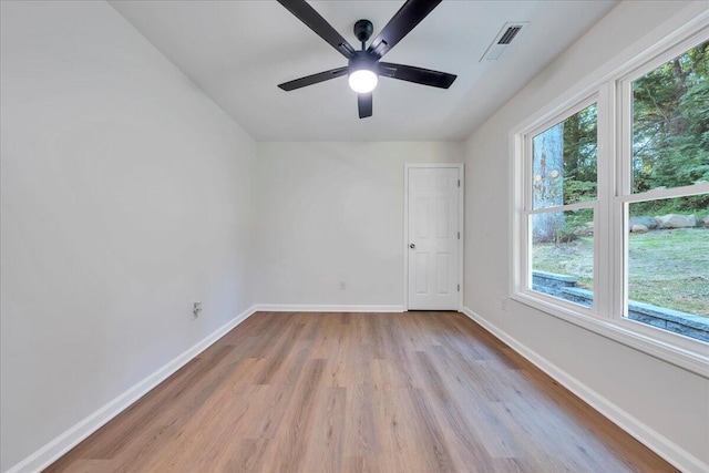 3713 Pinevale Rd, Roanoke, VA 24018 - empty room with wood finished floors and ceiling fan