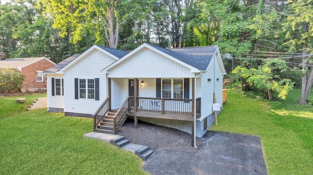 3713 Pinevale Rd, Roanoke, VA 24018 - view of front of house featuring a porch, a front lawn, and stairs