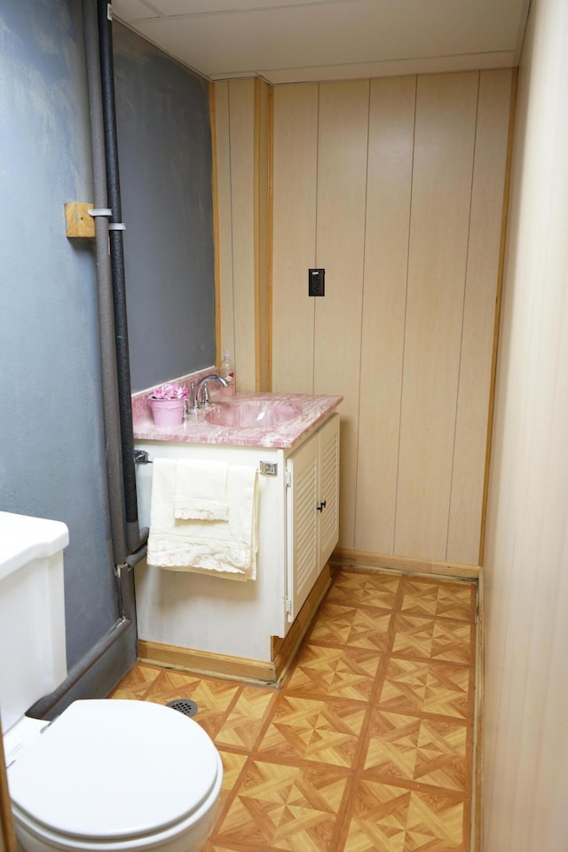 520 S Poplar St, Vinton, VA 24179 - bathroom featuring toilet and vanity