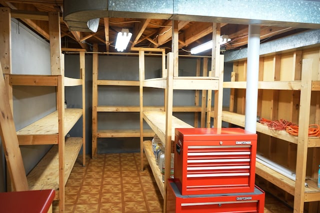 520 S Poplar St, Vinton, VA 24179 - view of storage
