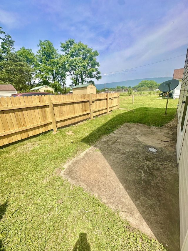 418 Marshall Ave, New Castle, VA 24127 - view of yard featuring a patio