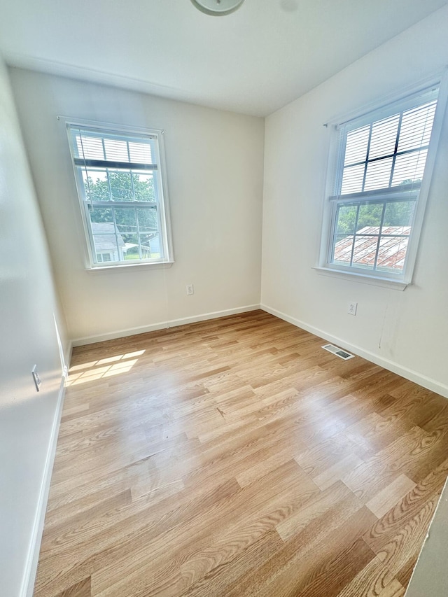 418 Marshall Ave, New Castle, VA 24127 - empty room featuring light wood-style flooring and baseboards