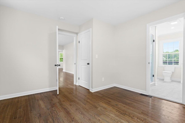 21 Upland Dr, Salem, VA 24153 - spare room featuring wood finished floors and a smoke detector