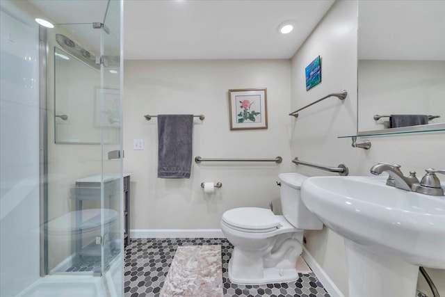 2728 Lansing Dr SW, Roanoke, VA 24015 - full bath featuring a shower stall and tile patterned floors