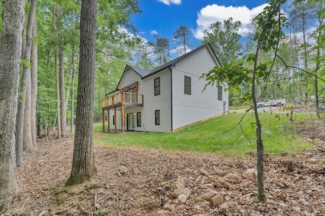 2365 Lakewood Forest Rd, Moneta, VA 24121 - view of property exterior with a yard and a wooden deck