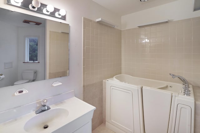 126 Windmere Trl, Moneta, VA 24121 - bathroom featuring a bath, tile walls, and vanity
