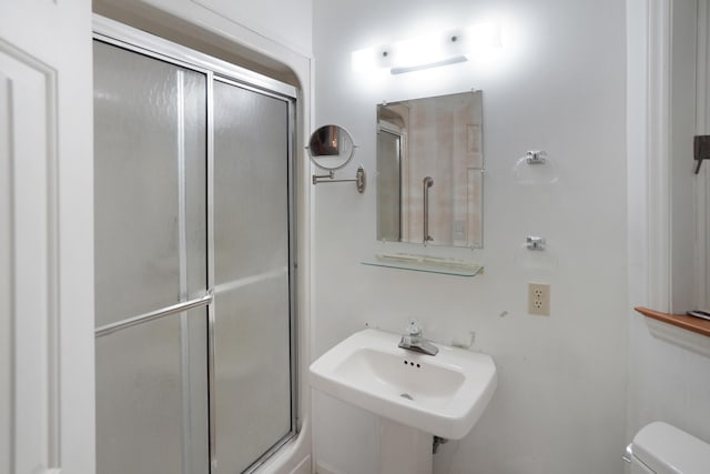 126 Windmere Trl, Moneta, VA 24121 - full bathroom with an enclosed shower and a sink