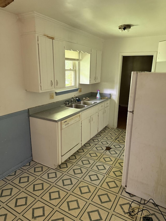 919 Glenn Ridge Rd NW, Roanoke, VA 24017 - kitchen featuring white appliances and white cabinets