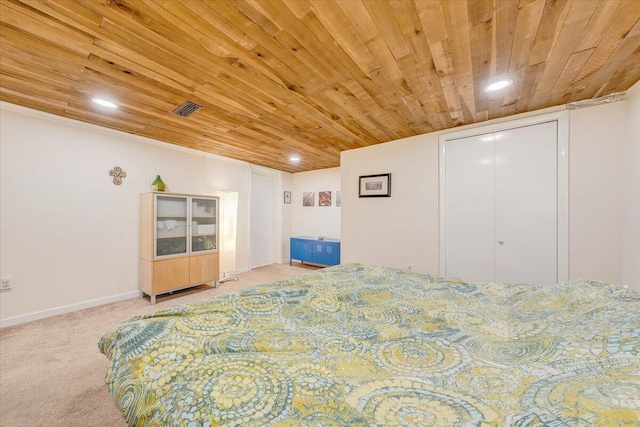 2702 Yellow Mountain Rd SE, Roanoke, VA 24014 - carpeted bedroom featuring wood ceiling, recessed lighting, and a closet