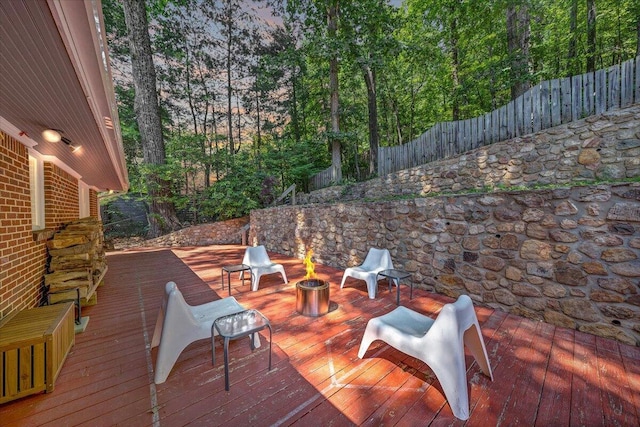 2702 Yellow Mountain Rd SE, Roanoke, VA 24014 - deck with an outdoor fire pit