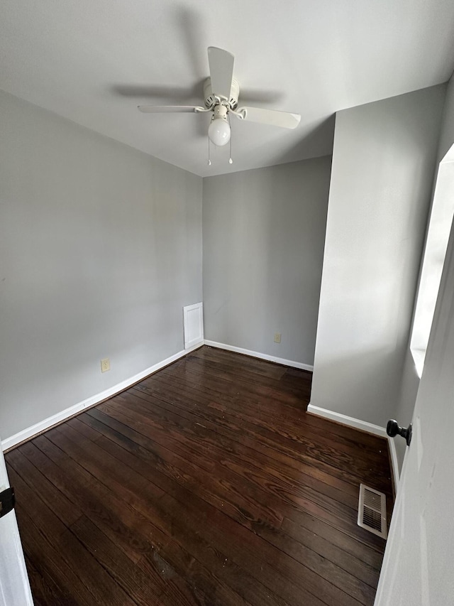 120 10 1/2 St SE, Roanoke, VA 24013 - empty room featuring a ceiling fan and dark wood-style flooring