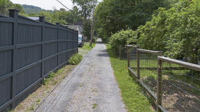2506 Rosalind Ave SW, Roanoke, VA 24014 - view of dirt / gravel road