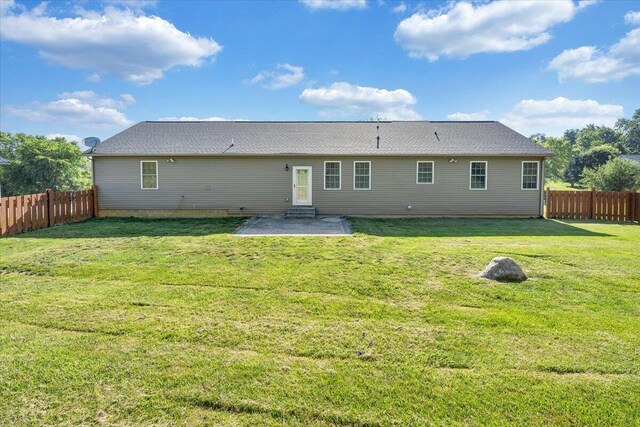 3141 Trinity Rd, Troutville, VA 24175 - rear view of house featuring a fenced backyard and a patio area