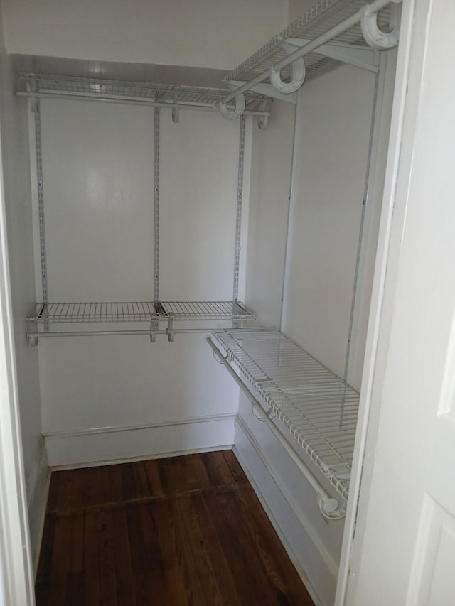 918 Dale Ave SE, Roanoke, VA 24013 - walk in closet featuring dark wood-type flooring