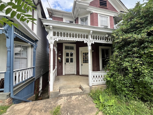 405 Mountain Ave SW, Roanoke, VA 24016 - property entrance with covered porch