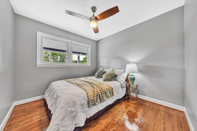 3717 Martinell Ave, Roanoke, VA 24018 - bedroom with wood finished floors and a ceiling fan