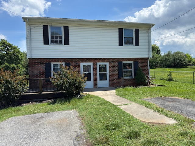 707 Bibb St NE, Roanoke, VA 24012 - view of front of property featuring brick siding