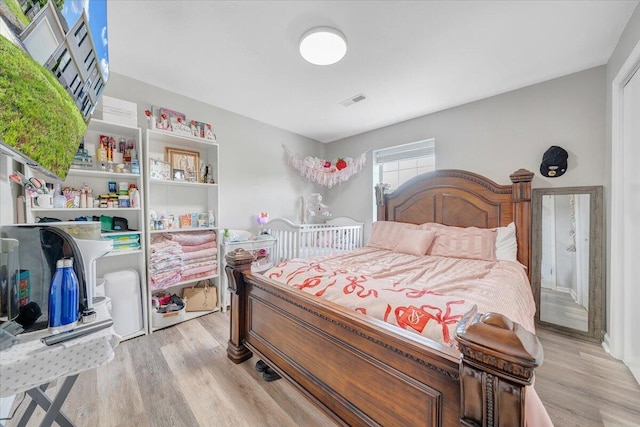 901 Samantha Cir, Roanoke, VA 24019 - bedroom featuring light wood finished floors