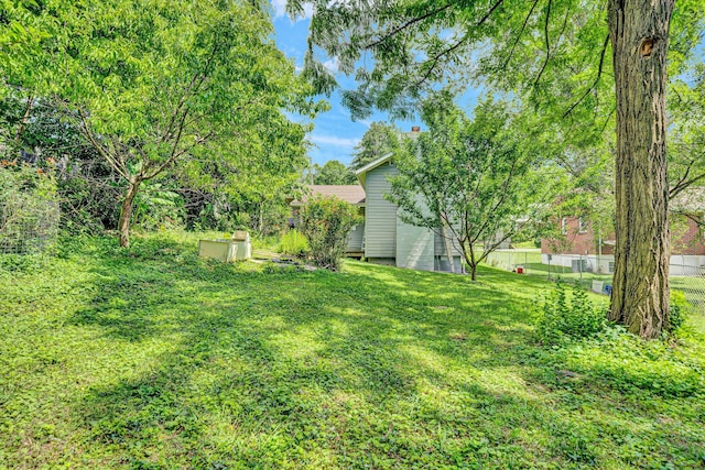 3653 Bunker Hill Dr, Roanoke, VA 24018 - view of yard