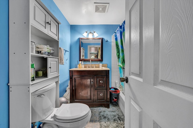 3653 Bunker Hill Dr, Roanoke, VA 24018 - full bath with vanity and shower / tub combo