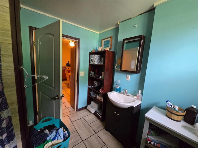 1213 Tazewell Ave SE, Roanoke, VA 24013 - bathroom with vanity and tile patterned flooring
