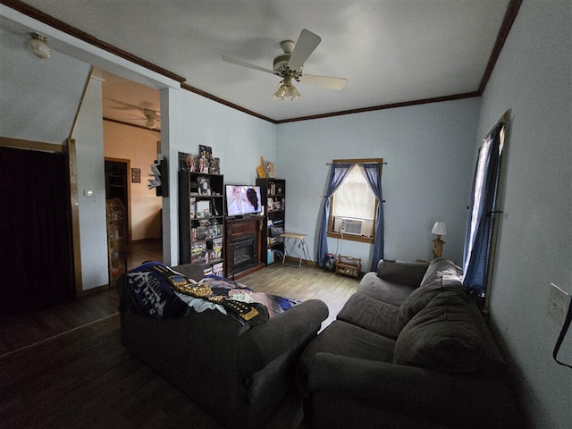 1213 Tazewell Ave SE, Roanoke, VA 24013 - living room with crown molding, a ceiling fan, cooling unit, and wood finished floors
