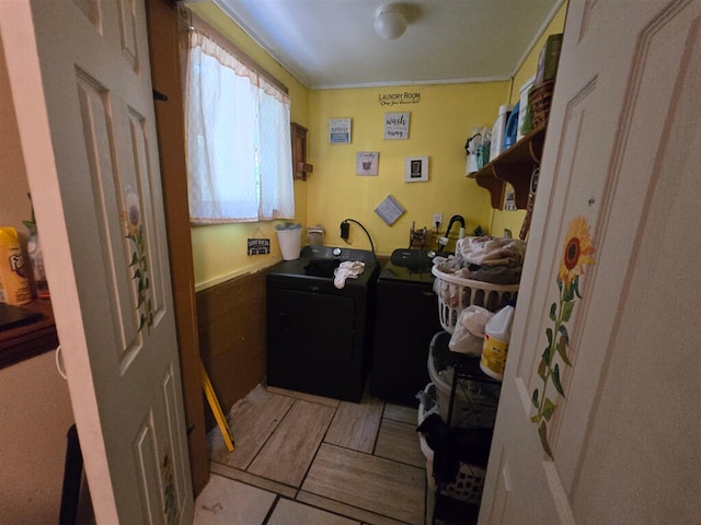 1213 Tazewell Ave SE, Roanoke, VA 24013 - laundry area with washer / clothes dryer and ornamental molding