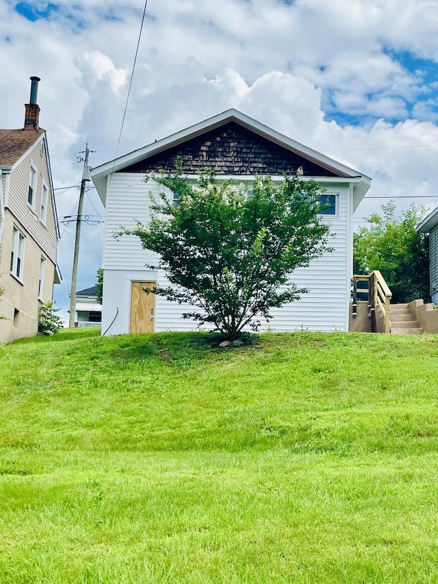 1138 Murray Ave SE, Roanoke, VA 24013 - view of property exterior with a yard