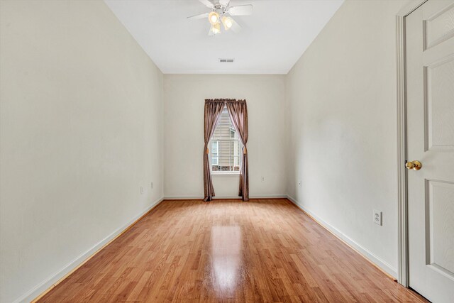 6617 Hartman Ct, Roanoke, VA 24019 - unfurnished room featuring light wood-style floors and ceiling fan