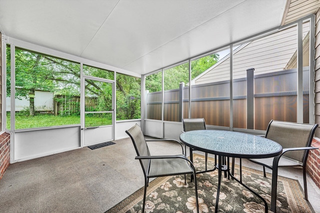 6617 Hartman Ct, Roanoke, VA 24019 - view of sunroom / solarium