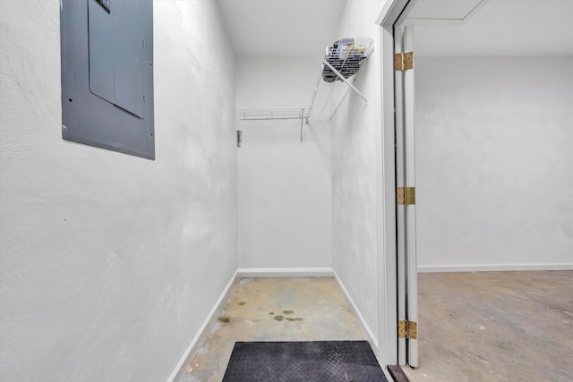 6617 Hartman Ct, Roanoke, VA 24019 - spacious closet with electric panel