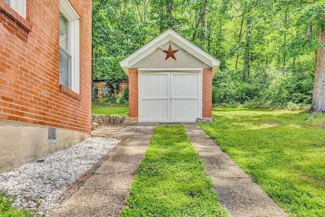 1831 S Carpenter Dr, Covington, VA 24426 - view of garage