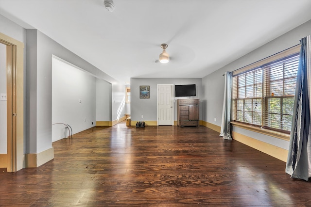 3150 Green Ridge Rd NW, Roanoke, VA 24019 - unfurnished living room featuring wood finished floors and a ceiling fan