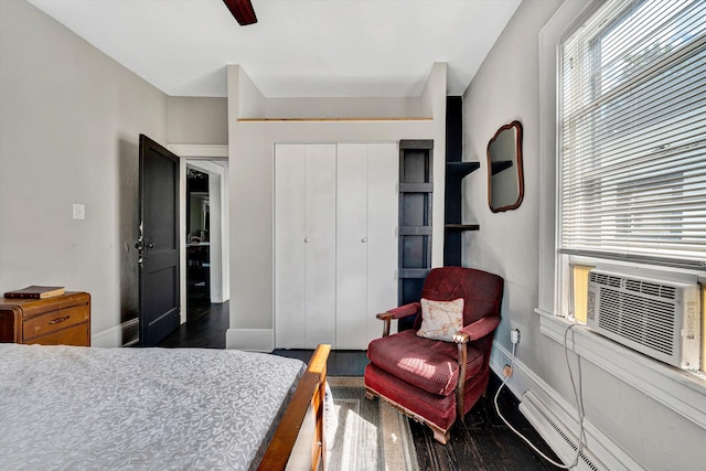 1521 Church Ave SE, Roanoke, VA 24013 - bedroom featuring wood finished floors, a closet, and ceiling fan