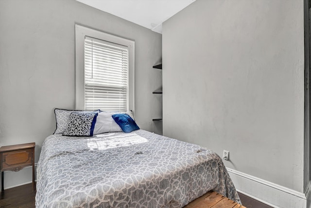 1521 Church Ave SE, Roanoke, VA 24013 - bedroom with wood finished floors and baseboards