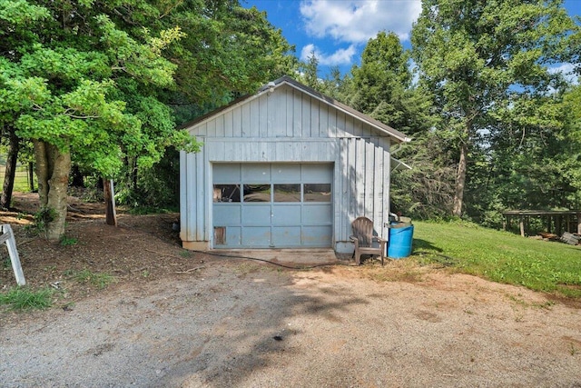 404 Robin Ridge Rd, Rocky Mount, VA 24151 - detached garage featuring driveway