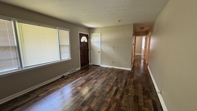 2315 Meadowbrook Rd NW, Roanoke, VA 24017 - foyer entrance featuring dark wood-style floors and baseboards