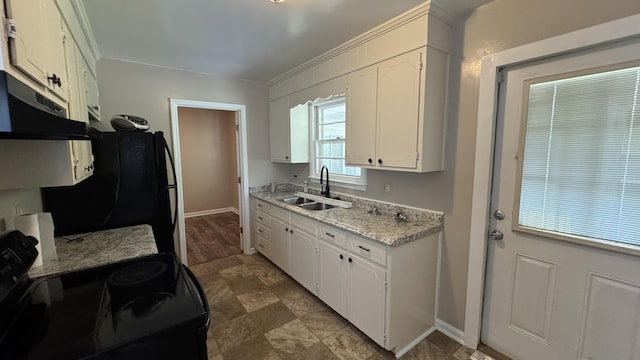 2315 Meadowbrook Rd NW, Roanoke, VA 24017 - kitchen featuring black appliances, white cabinetry, and ornamental molding
