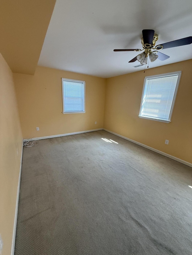1250 Blacksburg Rd, Fincastle, VA 24090 - unfurnished room with carpet flooring and a ceiling fan