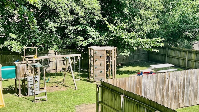 240 N Broadview Ct, Columbia, MO 65201 - view of playground with a fenced backyard